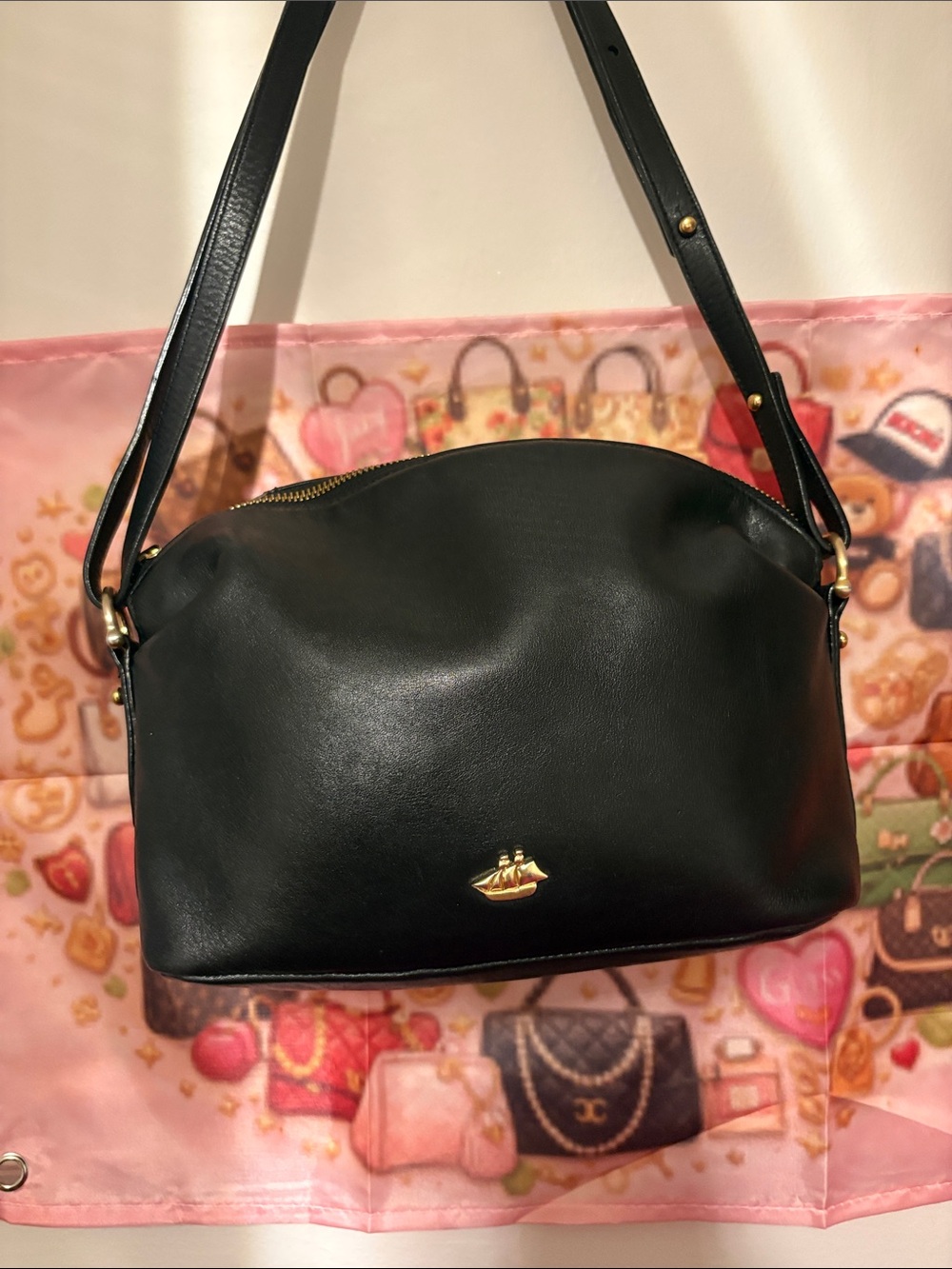 Brahmin vintage 1980’s hard to find Collectors bag extremely sort after bag